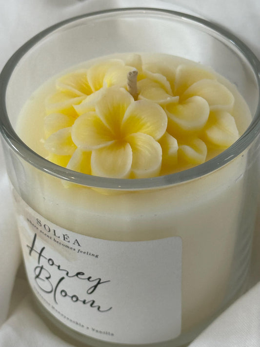 Honey Bloom Candle | Japanese Honeysuckle Vanilla Soy Wax Decor